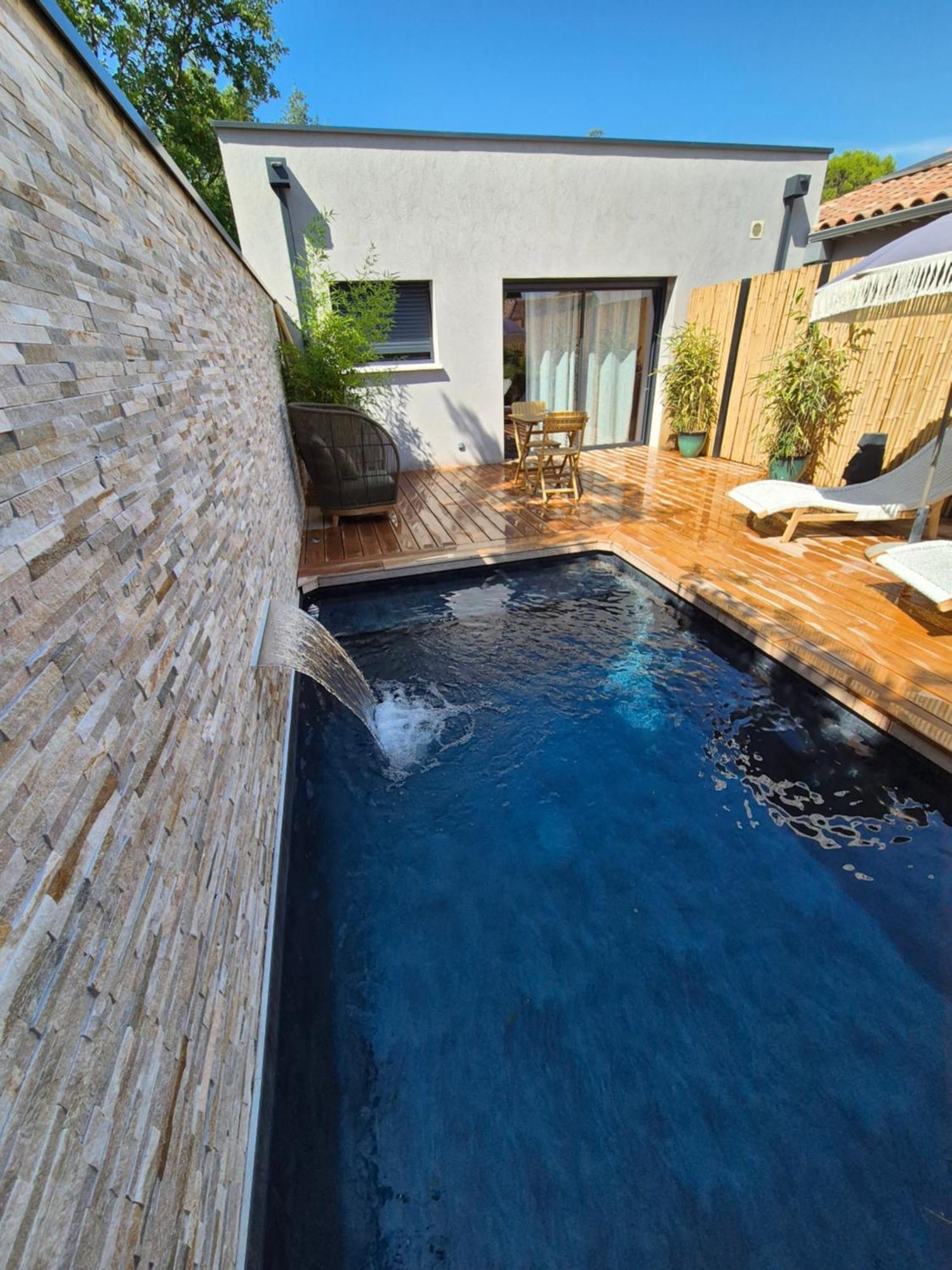 Le Cocoon - Jacuzzi, Sauna Et Piscine Privee Carpentras Kültér fotó